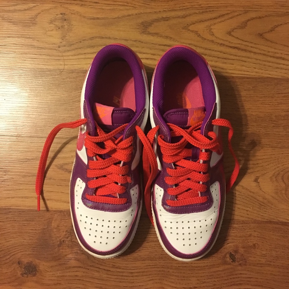 Nike sneakers multicolored size 6.5 women's