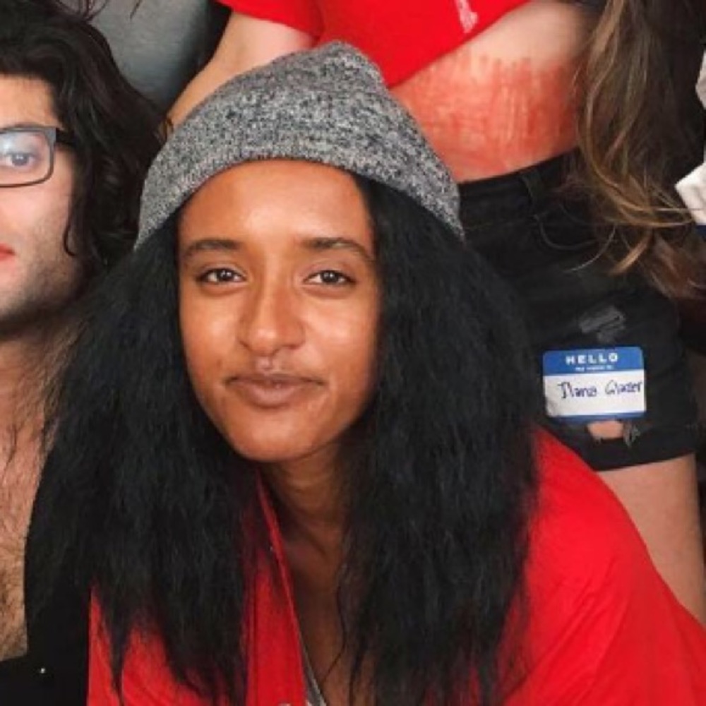 Meet your Posher, Anisa