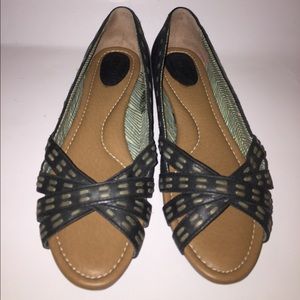 Fossil open toe shoes