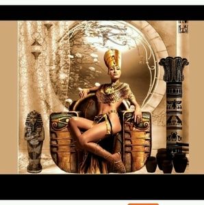 Meet your Posher, Dee dee