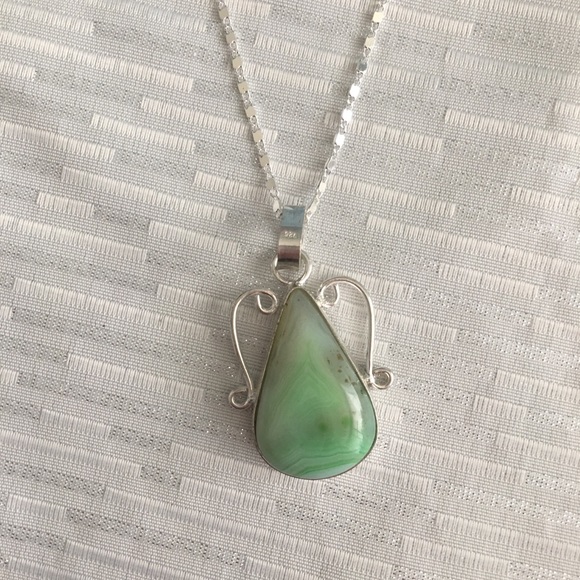 Beautiful Pendant .925 SS Plated - Picture 3 of 4