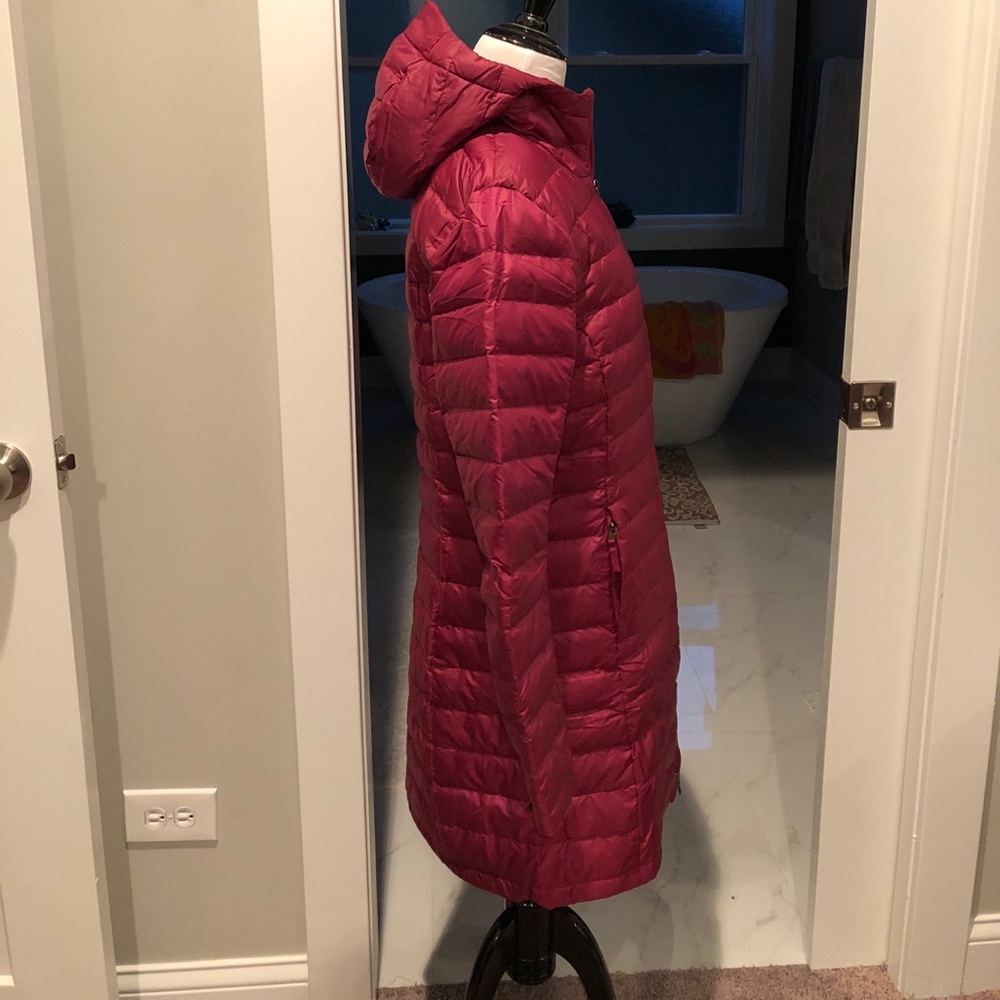 BRAND NEW PATAGONIA COAT! ❄️ - Picture 2 of 8