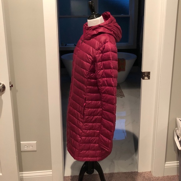 BRAND NEW PATAGONIA COAT! ❄️ - Picture 4 of 8