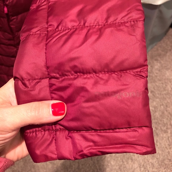 BRAND NEW PATAGONIA COAT! ❄️ - Picture 5 of 8