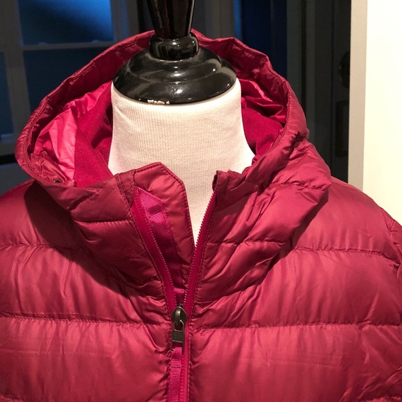 BRAND NEW PATAGONIA COAT! ❄️ - Picture 6 of 8