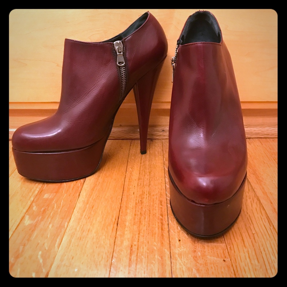 ALEJANDRO INGELMO ox blood leather platform booty.