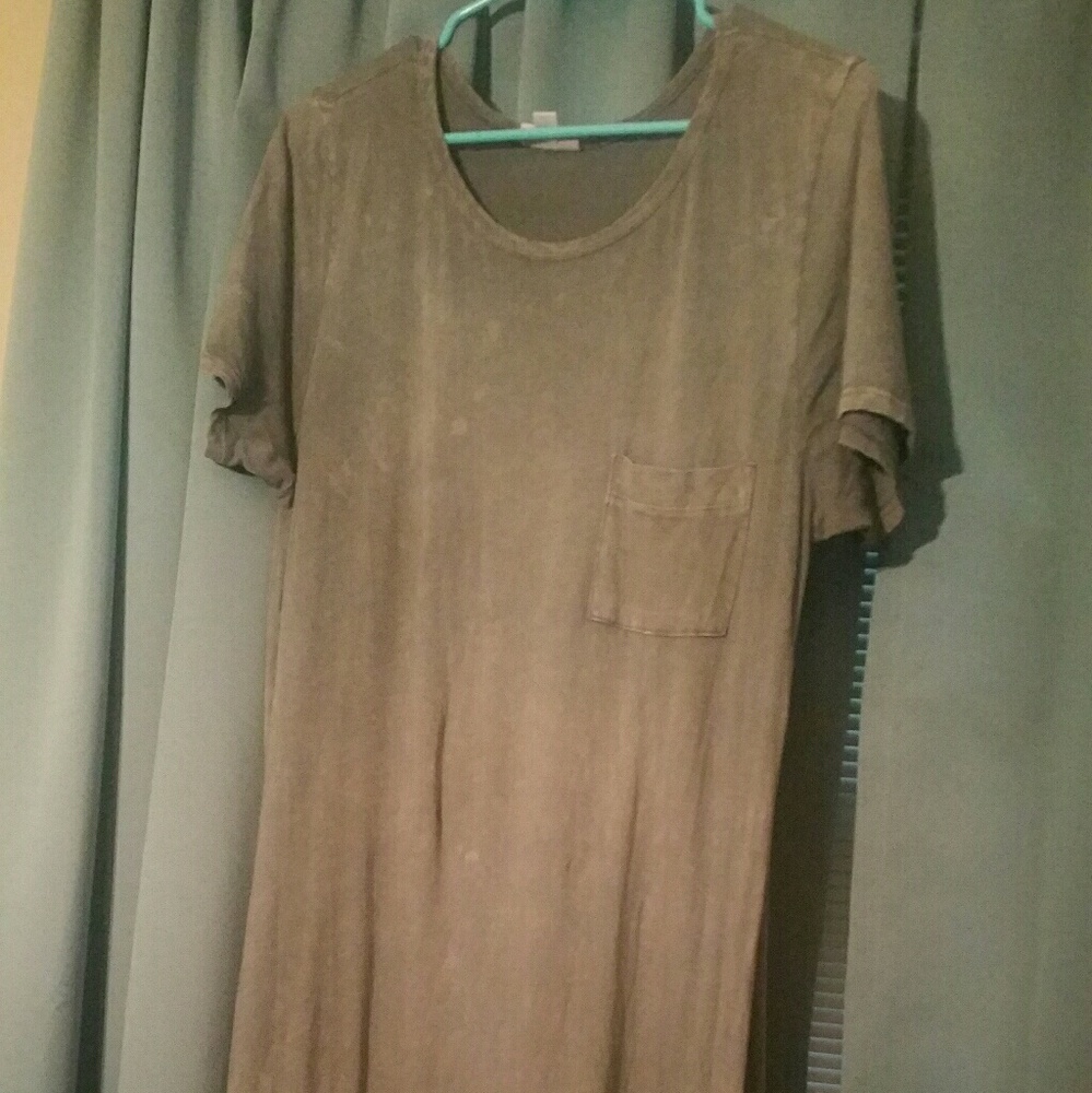 LuLaRoe Acid Wash Carly L