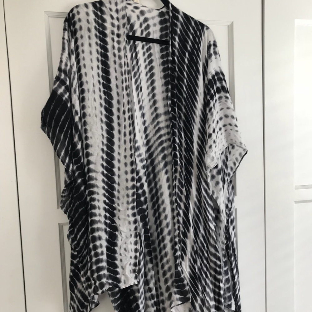 Michael Stars Tie-Dye Shawl / Cover Wrap