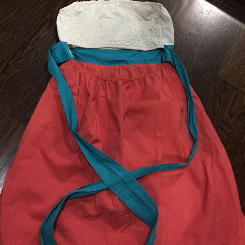 Dress - Picture 5 of 6
