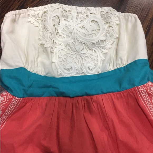 Dress - Picture 2 of 6