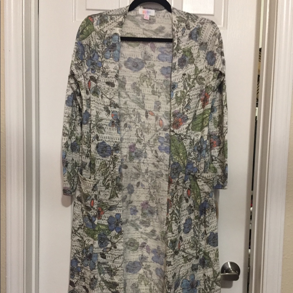 UNICORN Lularoe Sarah- hard to find!!