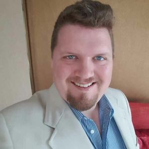 Meet your Posher, Jay