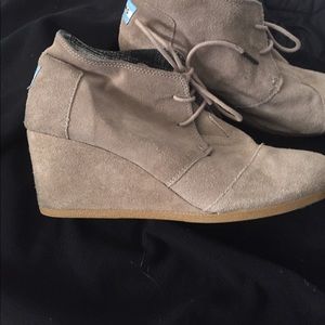 Toms brand booties