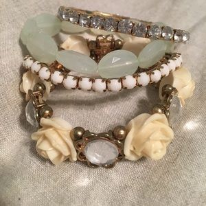 Four elastic coordinating bracelets