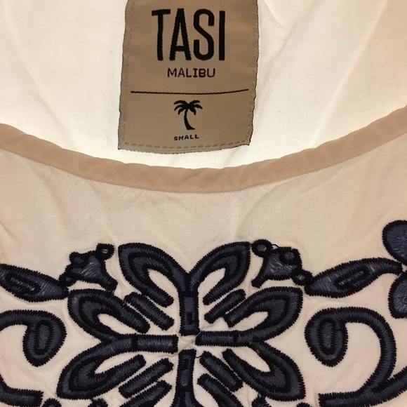Tasi Malibu Crop Top with Embroidery - Picture 5 of 7