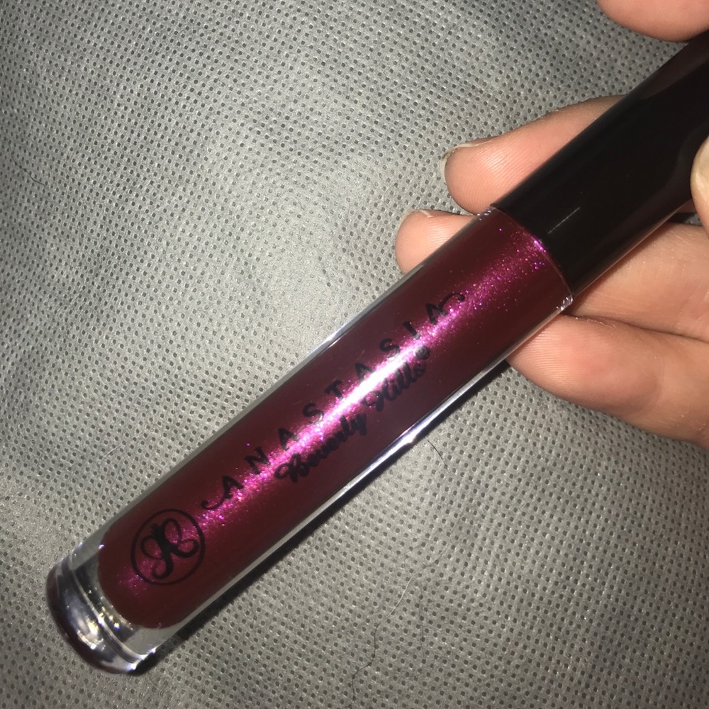 Anastasia Beverly Hills lip gloss