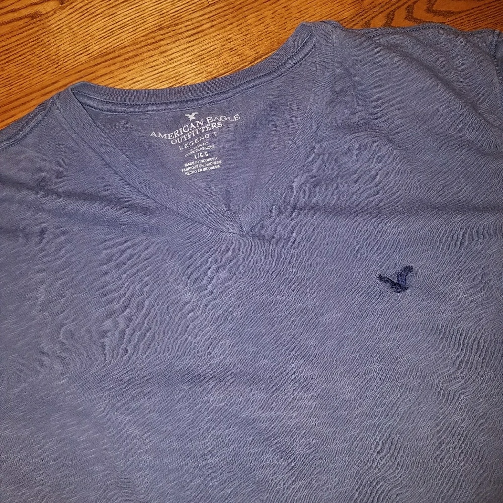 American Eagle T-Shirt Size L