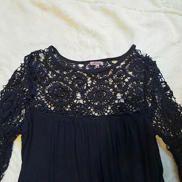 Boutique crochet top - Picture 2 of 2