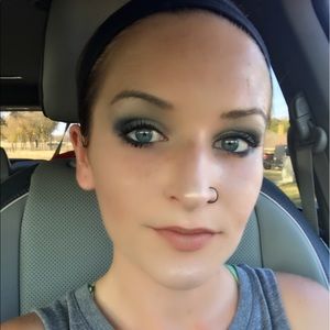 Meet your Posher, Haley