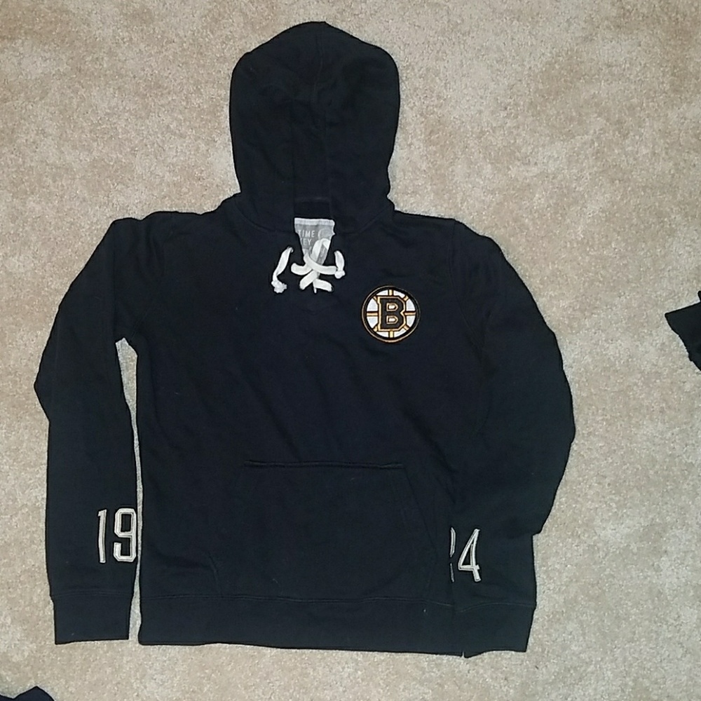 Boston Bruins Hockey Sweatshirt