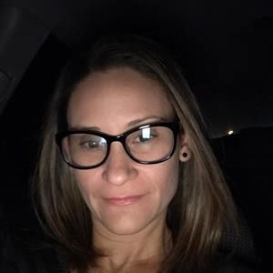 Meet your Posher, Yesenia