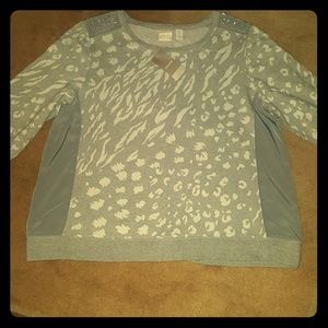 Animal print 3/4 length grey sweatshirt