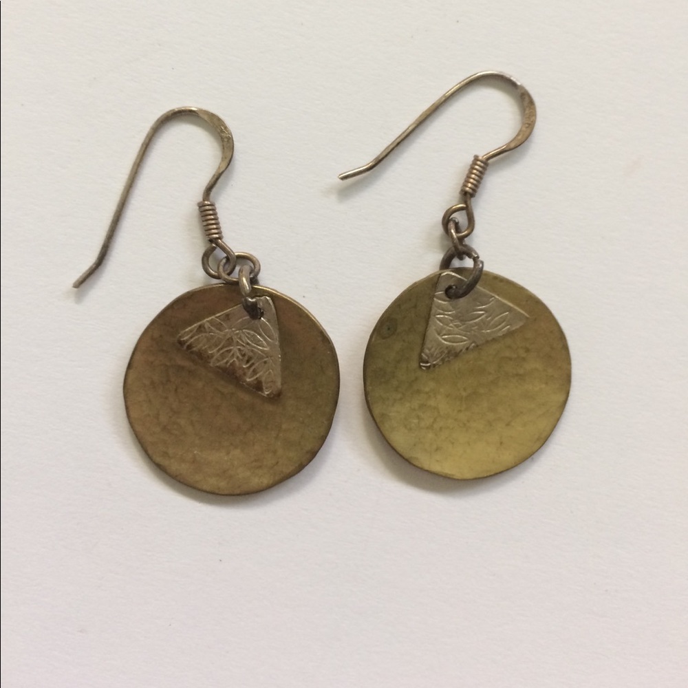 Mixed metal circle earrings