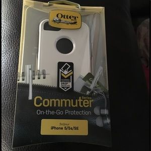 BRAND NEW ** Grey and White Otterbox