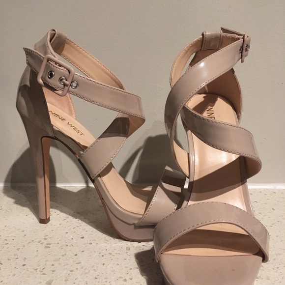Nude heels - Picture 3 of 5