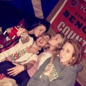 Meet your Posher, Joe