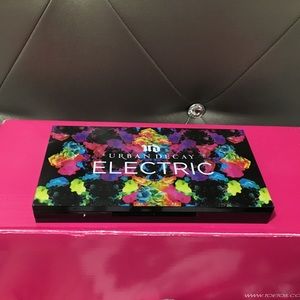 Urban Decay Electric palette