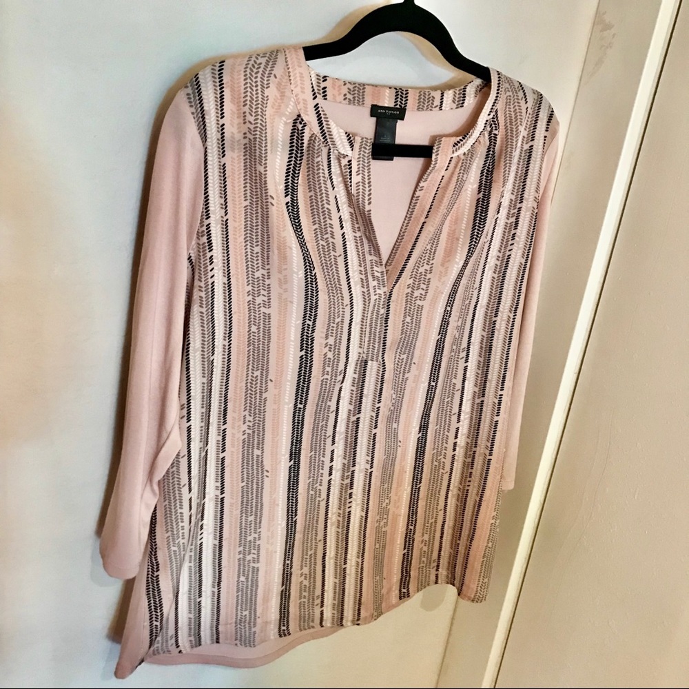 💸SOLD💸 Ann Taylor 3/4 Sleeve Blouse