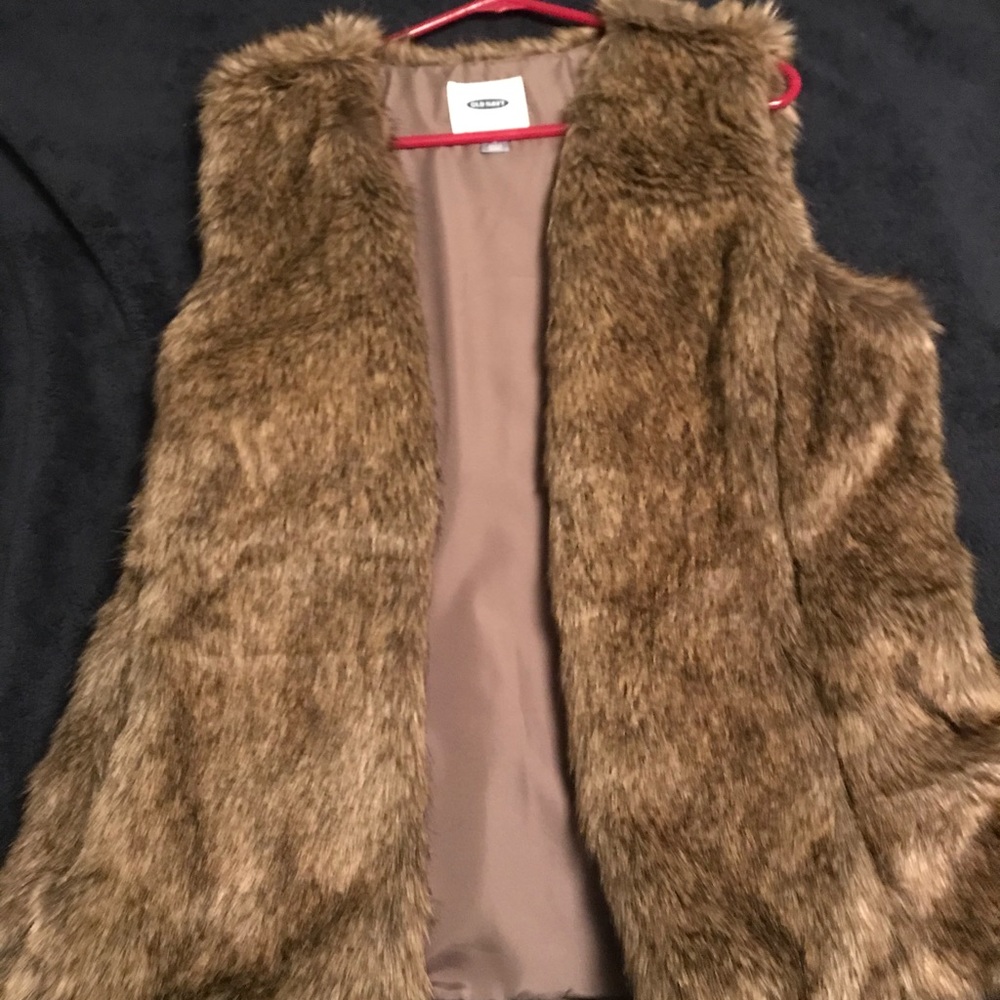 NWOT never worn, old navy fur vest