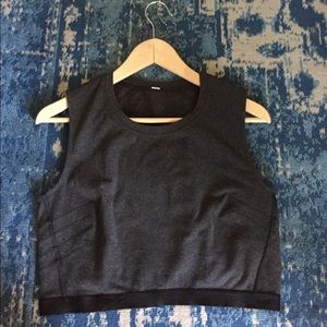 lululemon crop tank size 10