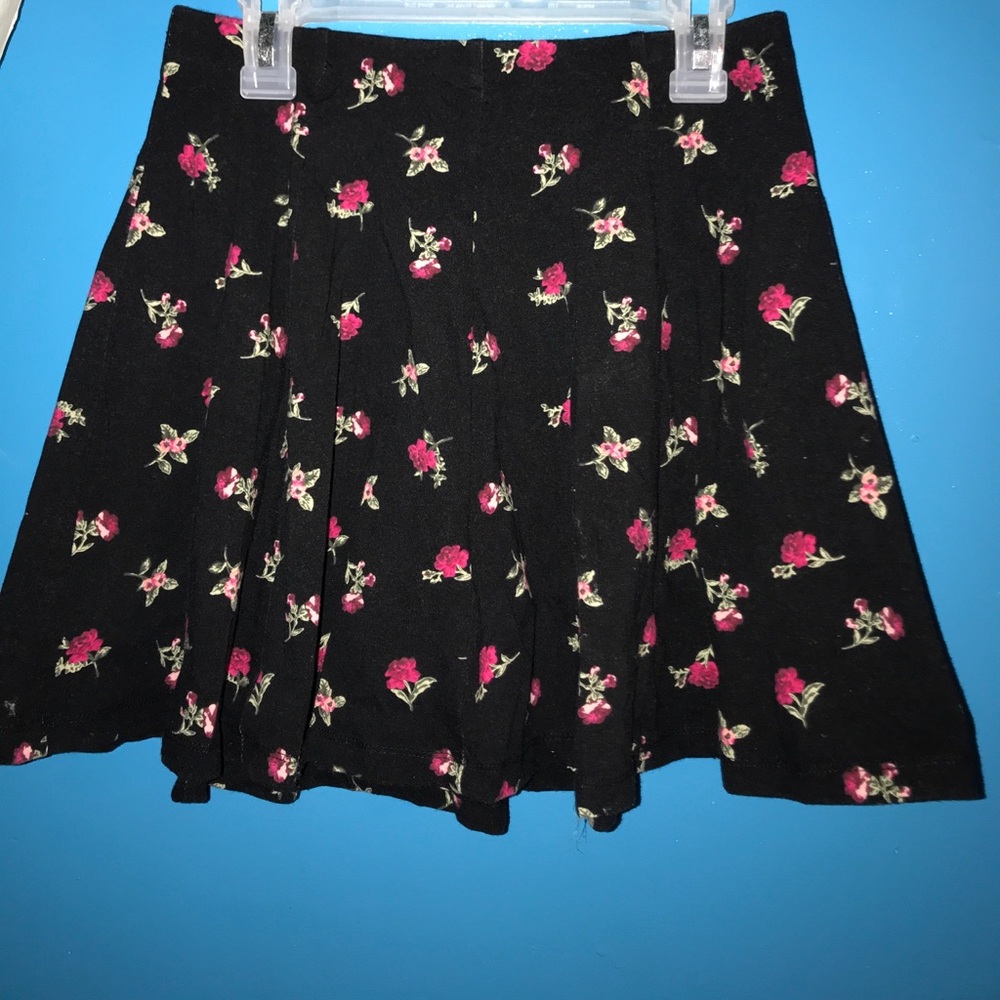 Black skirt