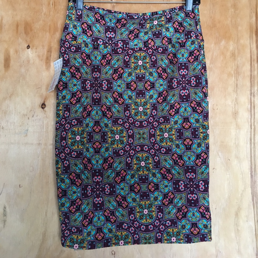 Lularoe Cassie skirt