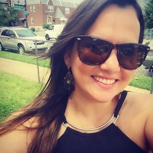 Meet your Posher, Aline