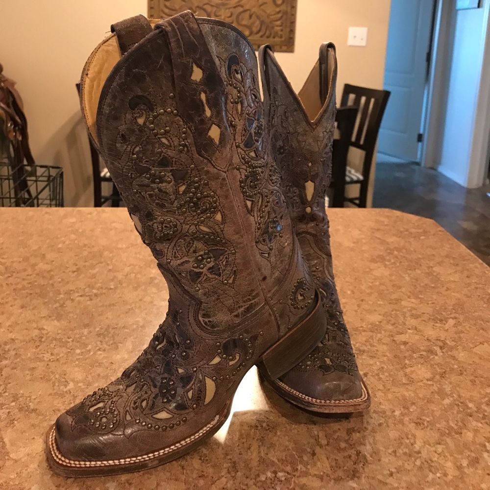 Corral Vintage Square Toe Boots