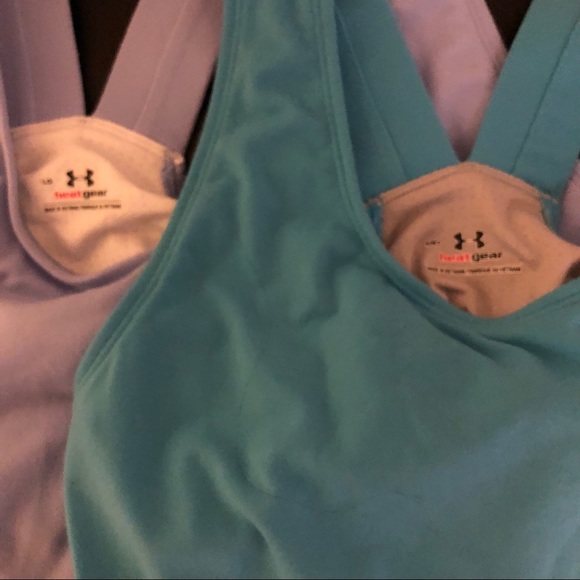 Two Under Armour tanks - Picture 2 of 4
