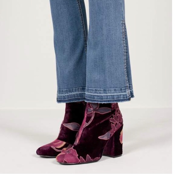 Lightly worn Steve Madden multi color bootie sz7 - Picture 3 of 8