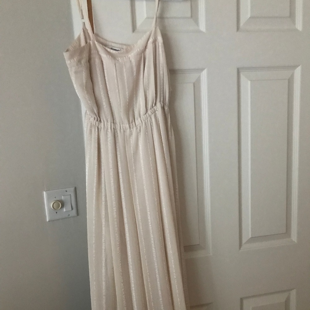 Forever 21 cream maxi dress