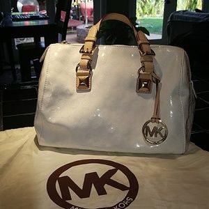 MICHAEL KORS  SATCHEL