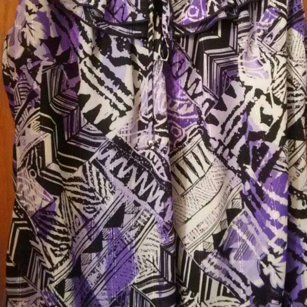 Women's Blouse - Picture 3 of 3