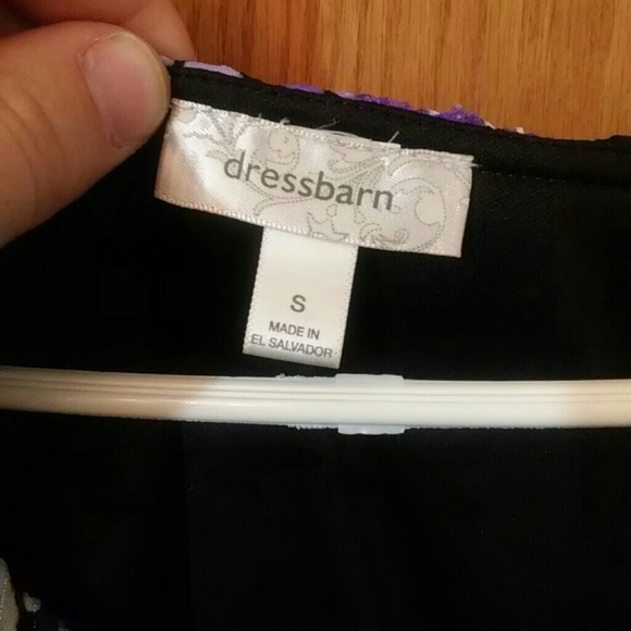 Women's Blouse - Picture 2 of 3