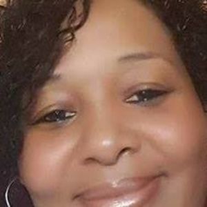 Meet your Posher, Desiree