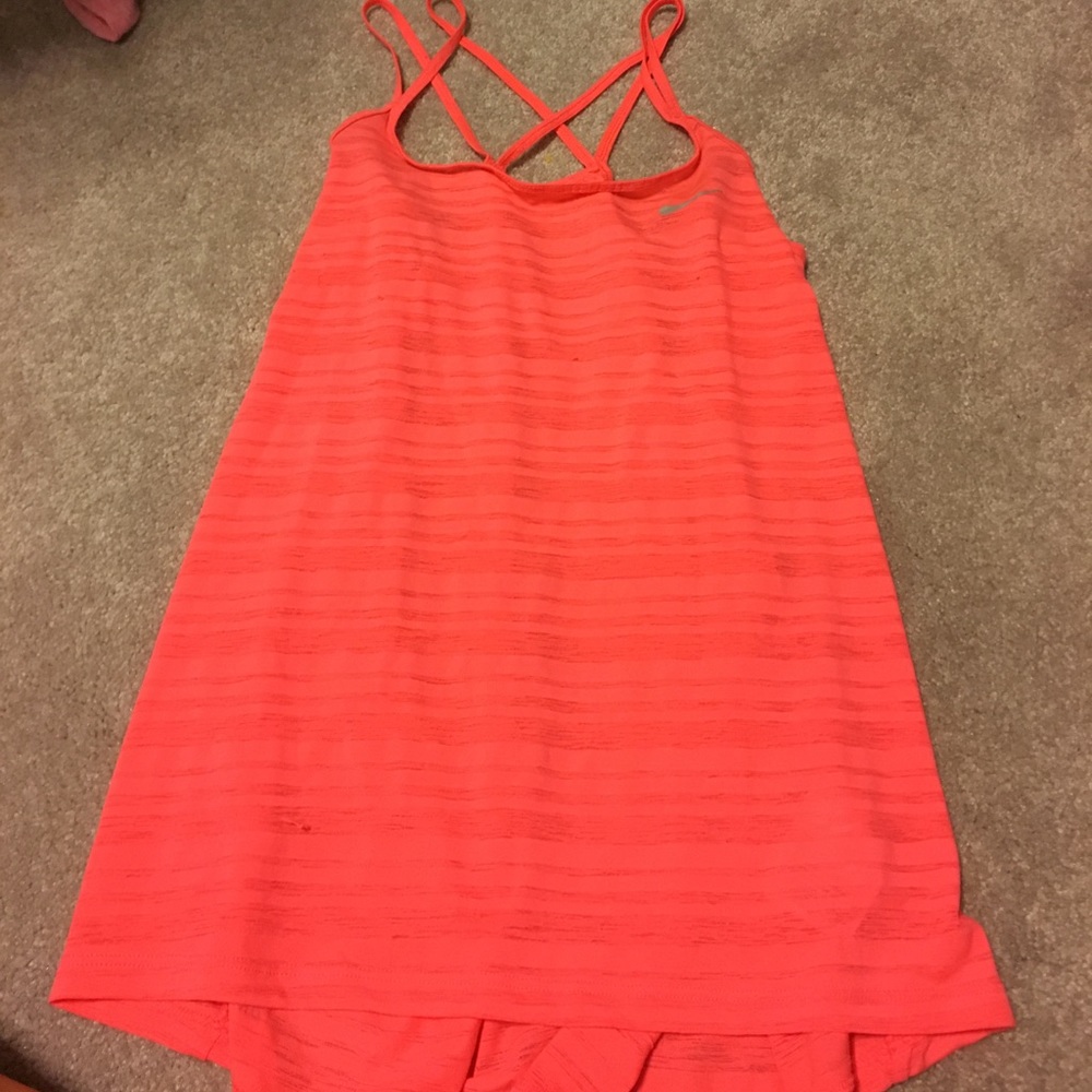 Nike fro-fit tank top