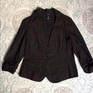 Cropped Blazer