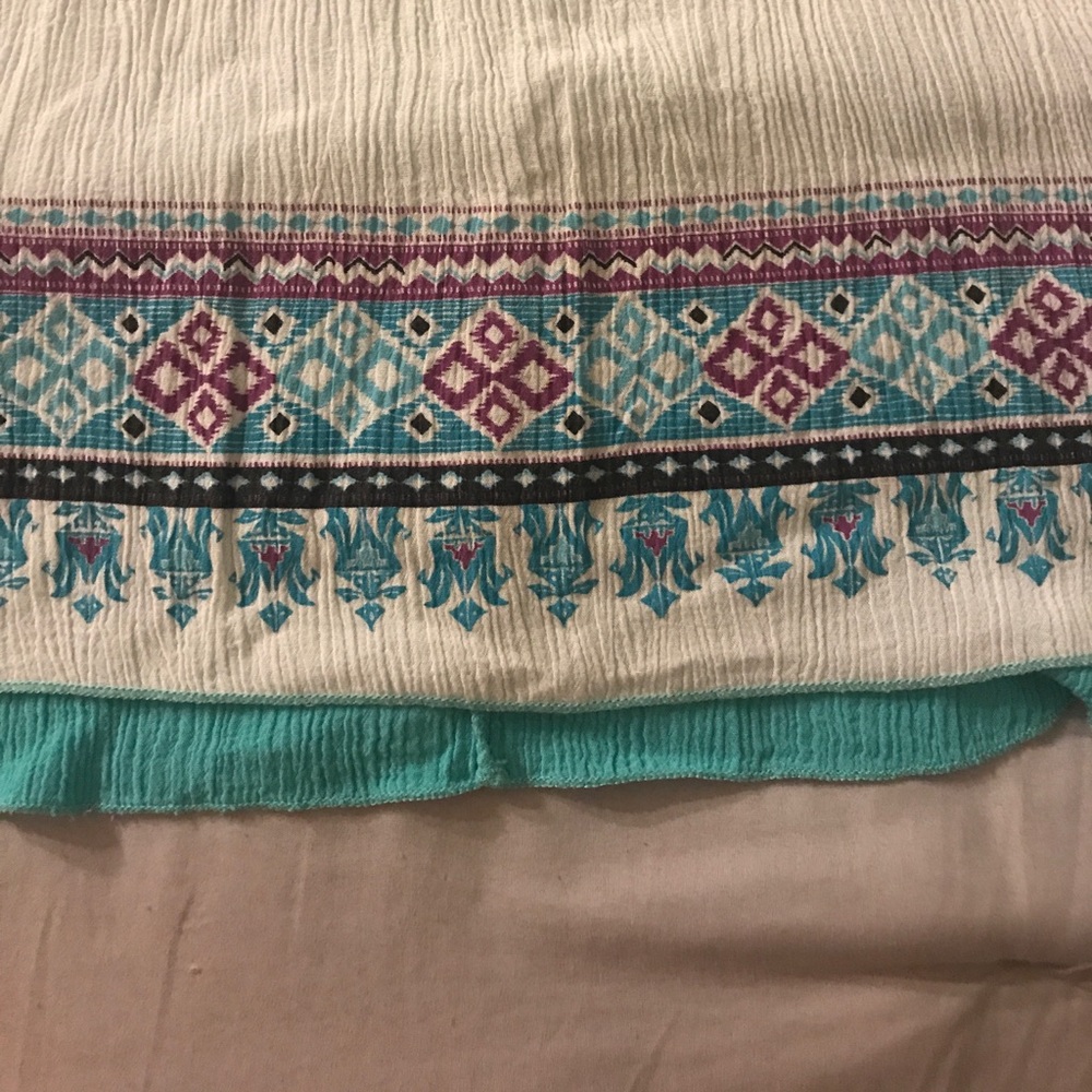 Patterned Tank Top - Picture 3 of 5