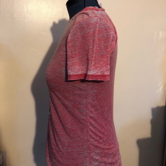 Disney Minnie Mouse Tee - M - Picture 2 of 4