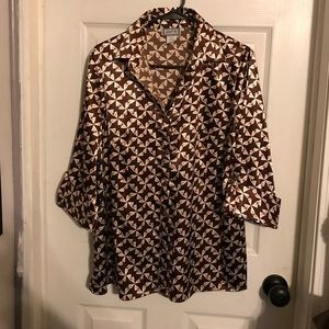 MOVING SALE 🎉 Silky blouse
